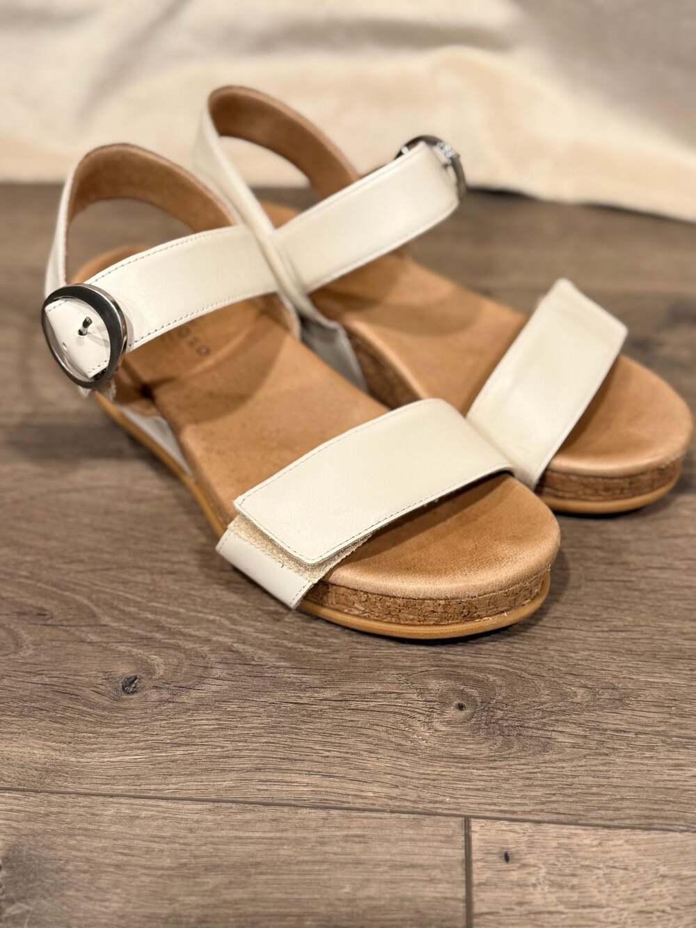 Brioso Huntley Off White Leather Cork Wedge Sandals